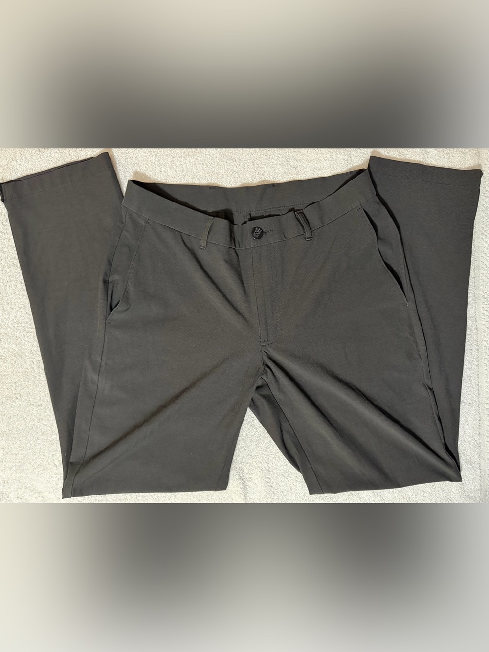 Callaway EverPlay 5-Pocket Flat Front Golf Stretch Chino Pant Asphalt Grey 32x32